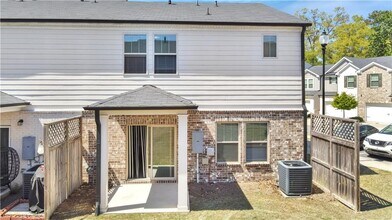 1186 Arrowlake Rd in Marietta, GA - Building Photo - Building Photo