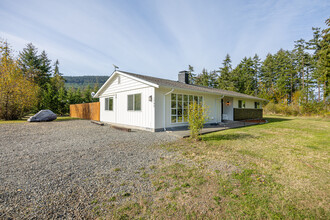 1795 Happy Valley Rd in Sequim, WA - Building Photo - Building Photo