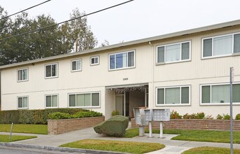 Porterhouse Apartments in San Jose, CA - Building Photo - Building Photo