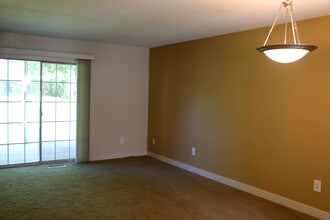 4559 Tabor Rd NW in Comstock Park, MI - Foto de edificio - Building Photo