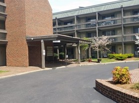 Lexington House Apartments