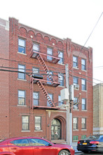 21-43 29th St in Astoria, NY - Building Photo - Building Photo