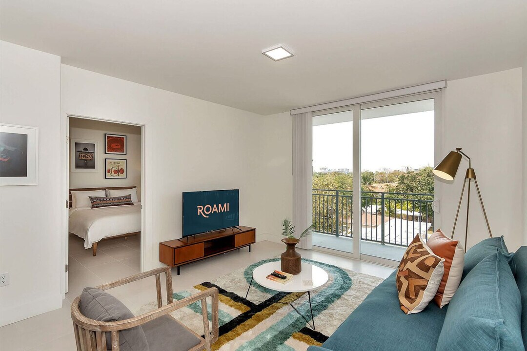 1710 SW 27th Ave in Miami, FL - Building Photo
