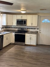 92 Rambler St in Bristol, CT - Foto de edificio - Building Photo