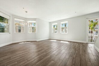 4175 Main St in Jupiter, FL - Building Photo - Building Photo