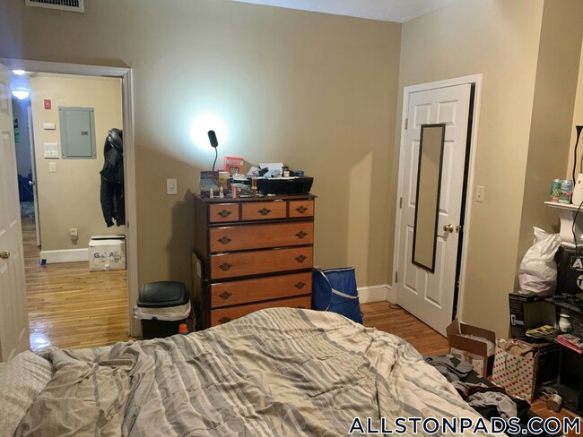 17 Highgate St in Boston, MA - Building Photo - Building Photo