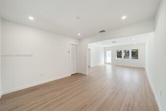 47 Oviedo Ave in Coral Gables, FL - Building Photo - Building Photo