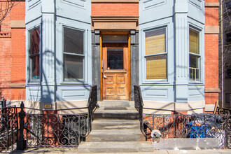 126 Bright St in Jersey City, NJ - Building Photo - Building Photo