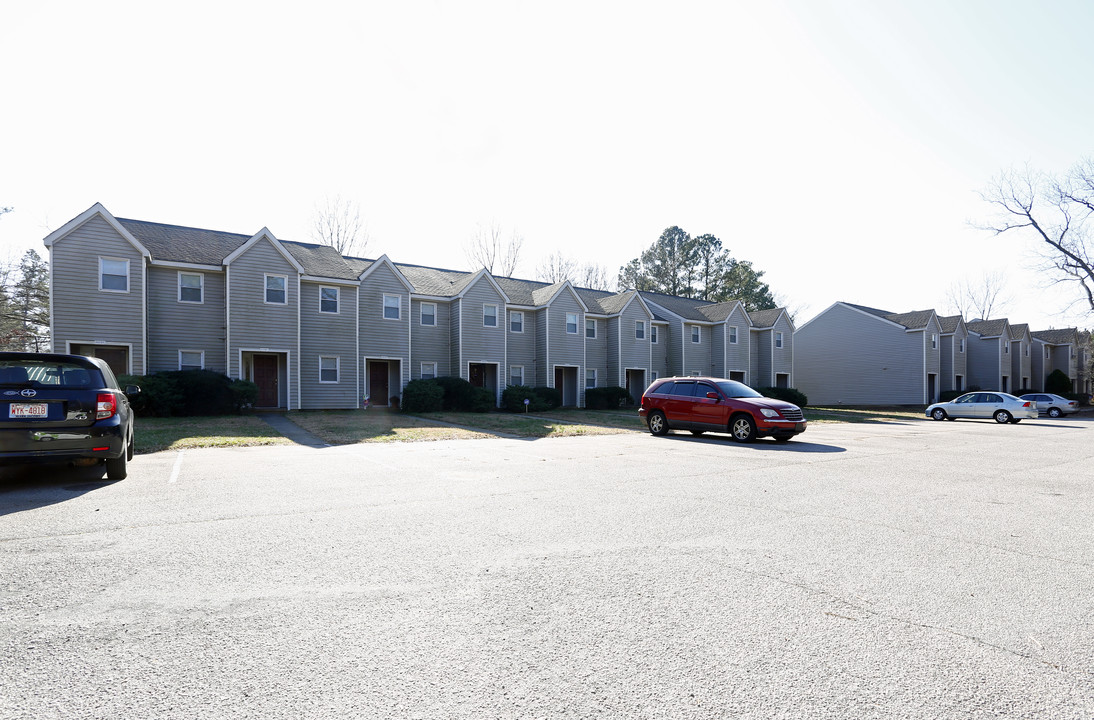 Singletree Townhomes in Raleigh, NC - Building Photo