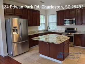 124 Etiwan Park St in Charleston, SC - Building Photo - Building Photo