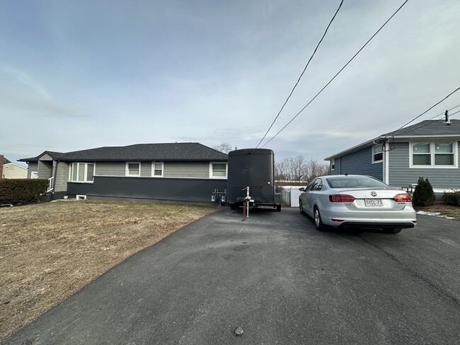 34 Ensign St in Revere, MA - Building Photo - Building Photo