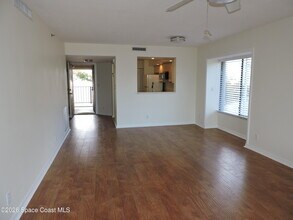 6240 E Mirror Lake Dr in Sebastian, FL - Building Photo - Building Photo