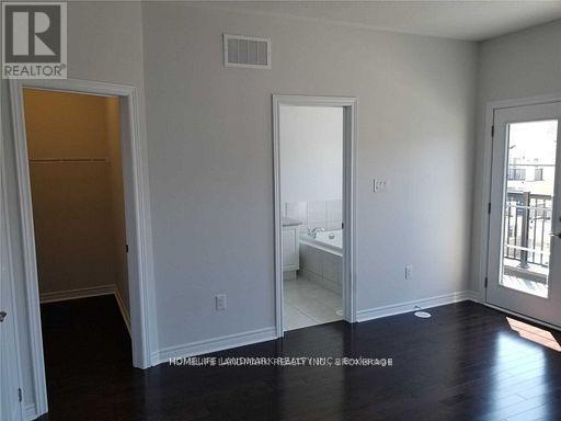 30 Campobello St in Vaughan, ON - Building Photo - Building Photo