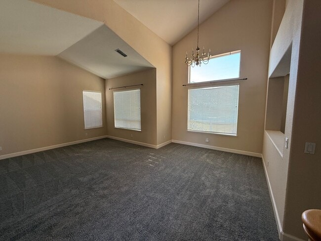 3389 Bonaire Rd in West Sacramento, CA - Building Photo - Building Photo