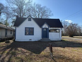 201 Elmwood Ave in Gadsden, AL - Building Photo