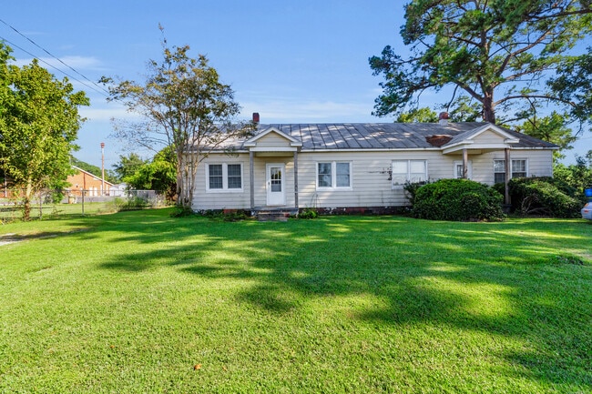 property at 407 Hoke St