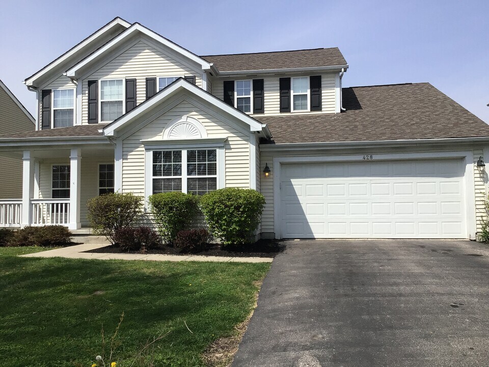 428 Rocky Springs Dr in Blacklick, OH - Building Photo