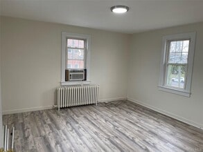 370 Stewart Ave in Bethpage, NY - Building Photo - Building Photo