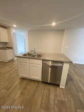 1607 Bellamy Pl Dr in Leland, NC - Foto de edificio - Building Photo