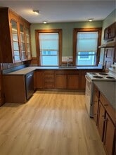 48 Moorland Ave in Cranston, RI - Building Photo - Building Photo