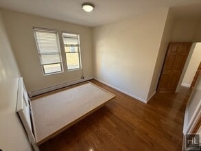 102 STREET, Unit 2F in Queens, NY - Building Photo - Building Photo