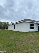 2213 NE 33rd St in Cape Coral, FL - Building Photo - Building Photo