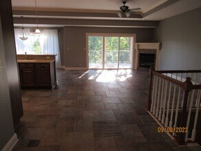 32 Belmont Dr in Camdenton, MO - Building Photo - Building Photo