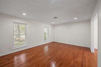 8114 Coolshire Ln in Houston, TX - Building Photo - Building Photo