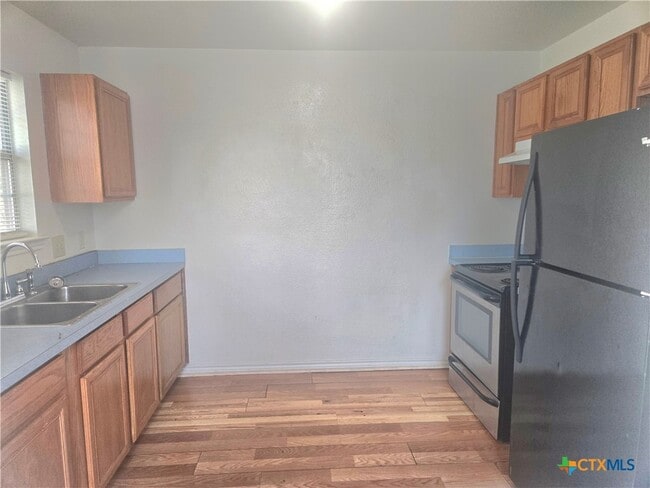 819 S 16th St in Temple, TX - Building Photo - Building Photo