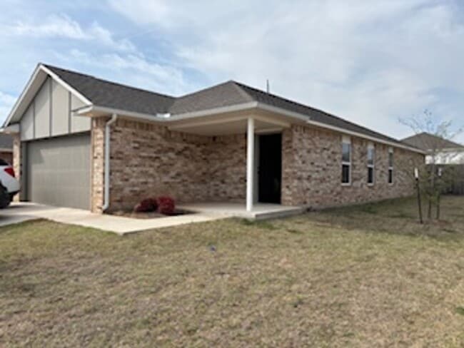 property at 2919 Slider Ct