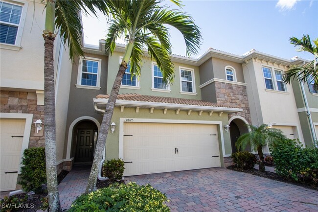 10825 Alvara Way in Bonita Springs, FL - Foto de edificio - Building Photo