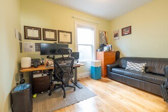 49 Montvale St, Unit 1 in Boston, MA - Building Photo - Building Photo