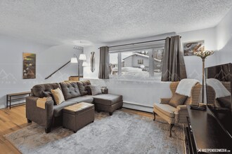 12739-12739 Tanada Loop in Anchorage, AK - Building Photo - Building Photo