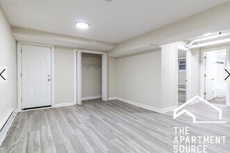 732 W Roscoe St, Unit G in Chicago, IL - Building Photo - Building Photo