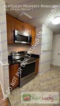 2731 SW 332nd Ct in Federal Way, WA - Building Photo - Building Photo