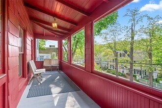 152 Main St in Cold Spring Harbor, NY - Building Photo - Building Photo