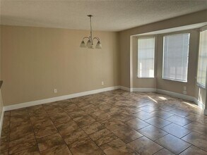 180 Coralwood Cir in Kissimmee, FL - Building Photo - Building Photo