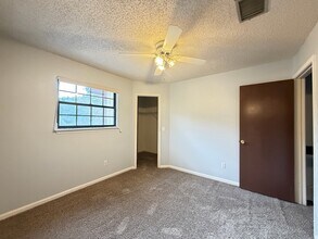 5201 Denaud Ct in Jacksonville, FL - Building Photo - Building Photo