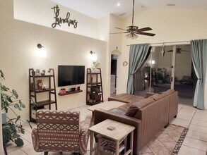 4605 E Mountain Vista Dr in Phoenix, AZ - Building Photo - Building Photo