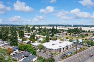 Lakeview South in Tacoma, WA - Building Photo - Building Photo