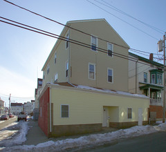 5 Carver St in Fall River, MA - Building Photo - Building Photo