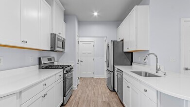 1813 Doubloon Way in Chesapeake, VA - Building Photo - Building Photo