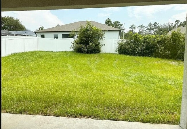 6336 Freeport Dr in Spring Hill, FL - Building Photo - Building Photo