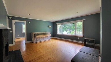 32 S Main St in Kennebunkport, ME - Building Photo - Building Photo