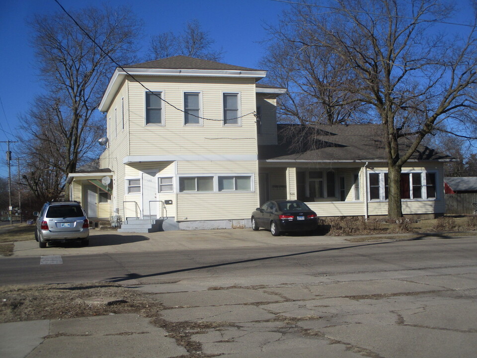 530 W Lafayette St in Ottawa, IL - Building Photo