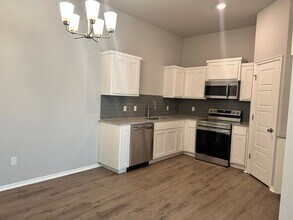 19601 N Pennsylvania Ave in Edmond, OK - Building Photo - Building Photo