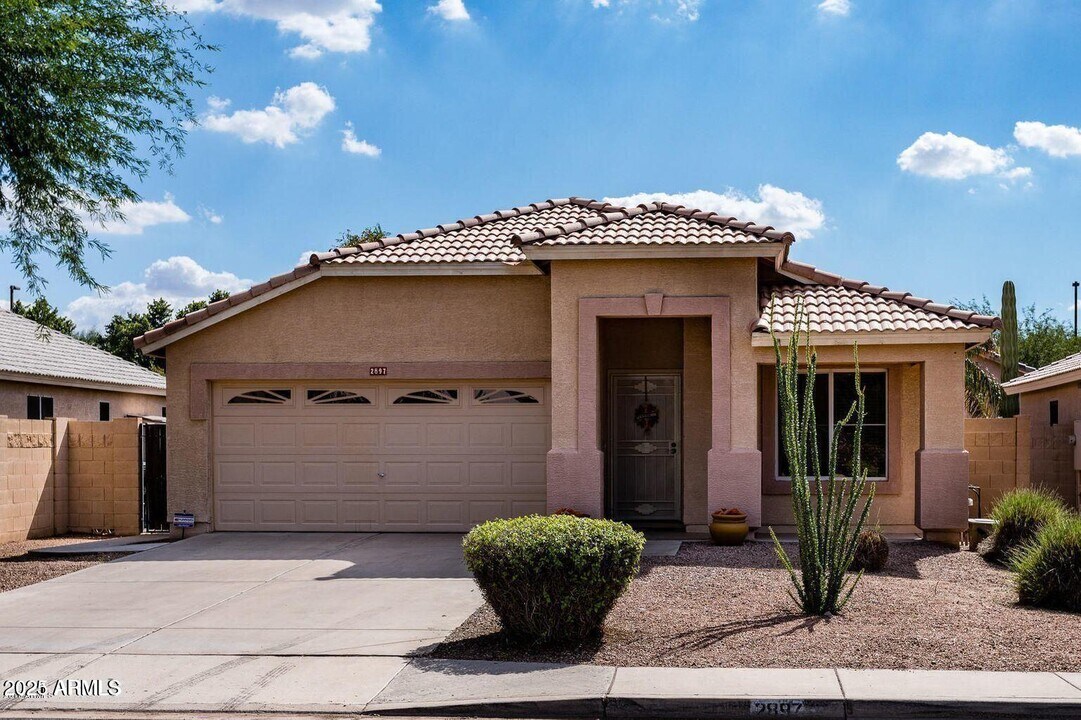 2897 E Terrace Ave in Gilbert, AZ - Building Photo