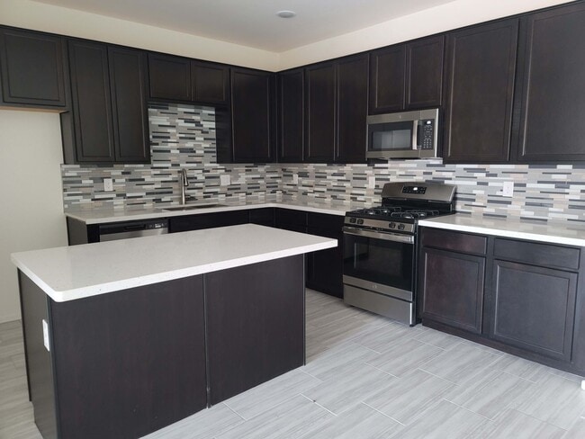 3009 Majestic Ct in Casa Grande, AZ - Building Photo - Building Photo