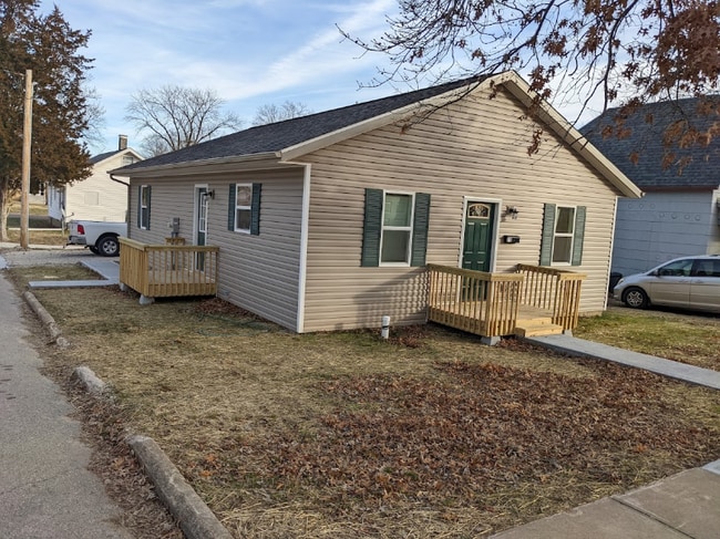 property at 518 Grand Ave