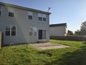 28909 Bayberry Ct in Lakemoor, IL - Building Photo - Building Photo